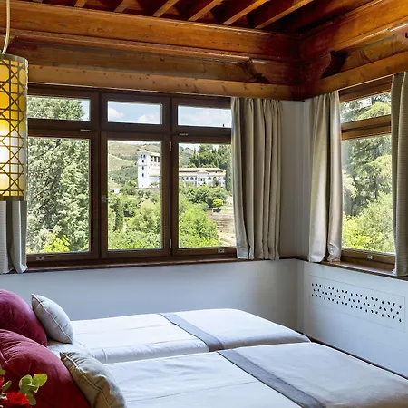 Hotel De 4*